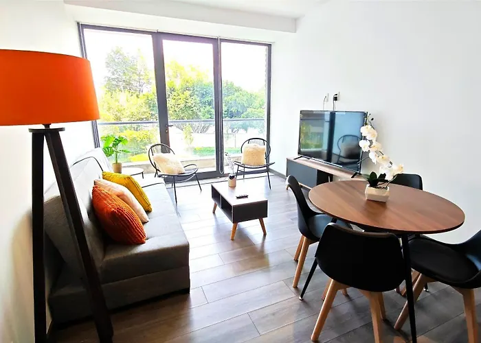 Apartment Stylish Polanco Pool, Gym, Terrace & King Bed *