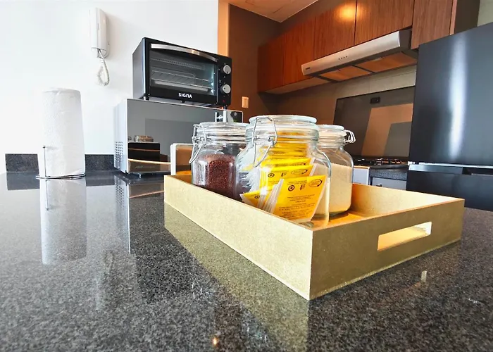 Stylish Polanco Pool, Gym, Terrace & King Bed Apartment