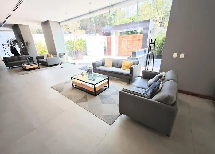 Stylish Polanco Pool, Gym, Terrace & King Bed Mexico City